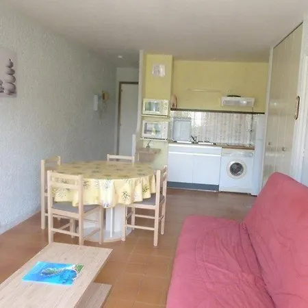 2 Pieces Proche Du Port Et Des Plages Appartement Cavalaire-sur-Mer